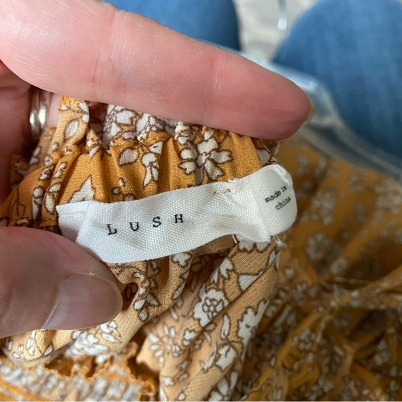 Lush size small dress - Picture 5 of 6